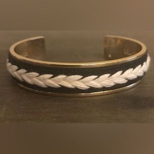 Stella & Dot Illuminate Bangle Bracelet